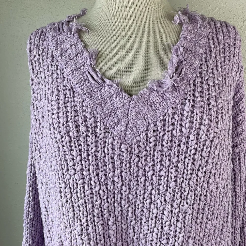 Forever 21 Pastel Purple Sweater Size S EUC